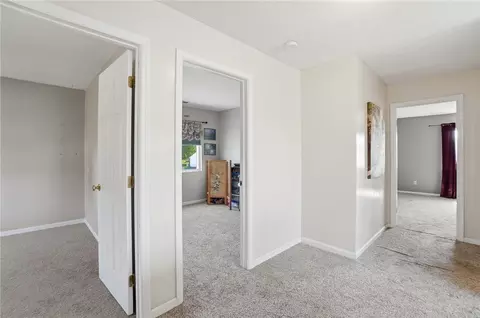 Entry Way - 70 E Long Meadow Dr, Springboro, OH 45066 photo 10 of 10