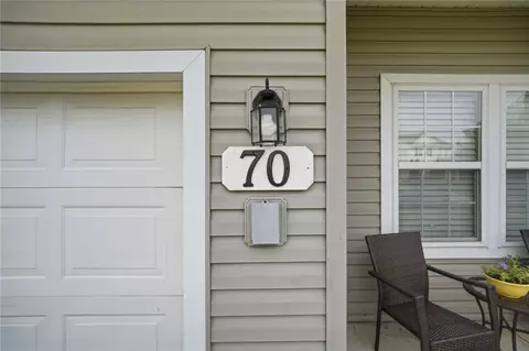 Exterior - 70 E Long Meadow Dr, Springboro, OH 45066 photo 6 of 9
