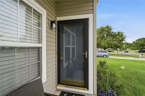 Entry Way - 70 E Long Meadow Dr, Springboro, OH 45066 photo 1 of 10