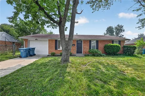 7617 Sebring Dr, Huber Heights, OH 45424