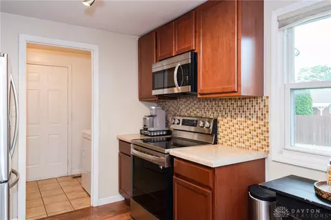 Kitchen - 506 Sheets St, Union, OH 45322 photo 4 of 5