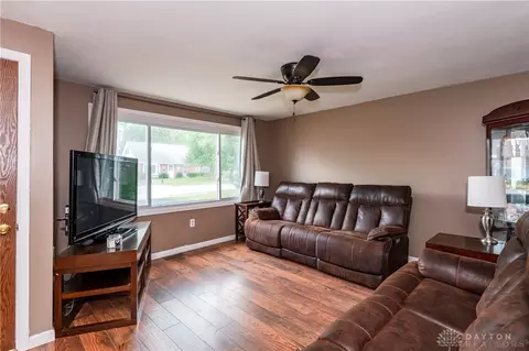 Living - 506 Sheets St, Union, OH 45322 photo 2 of 4