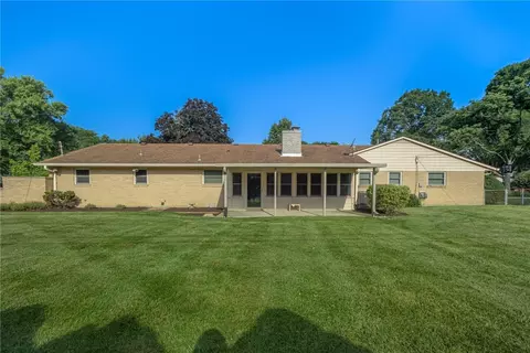 Exterior - 6382 Seton Hill St, Centerville, OH 45459 photo 8 of 9