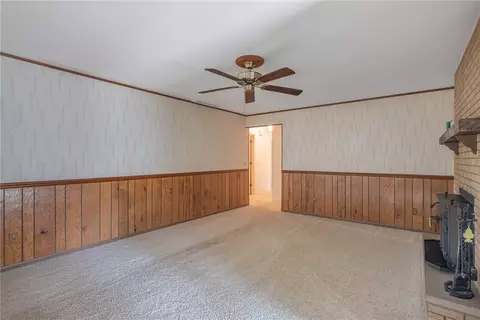 Living - 6382 Seton Hill St, Centerville, OH 45459 photo 6 of 6