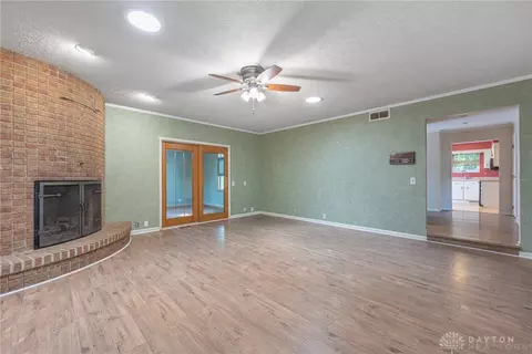 851 Weybridge Dr, Springfield, OH 45503 photo 5