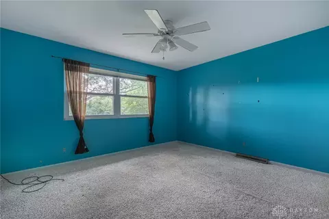851 Weybridge Dr, Springfield, OH 45503 photo 24