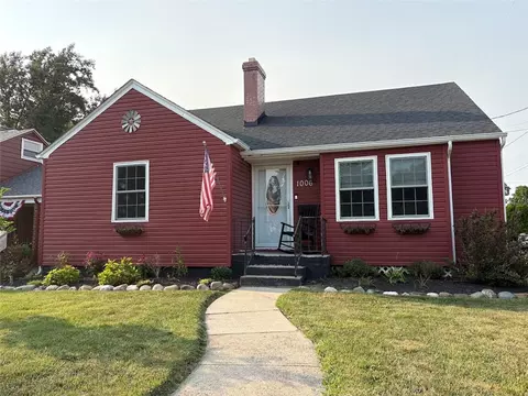 1006 Elm St, Piqua, OH 45356