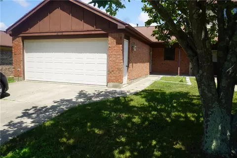 3118 S Cymar Dr, Dayton, OH 45434
