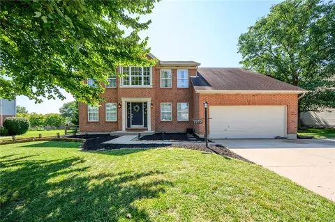 7972 Kennesaw Dr, West Chester, OH 45069