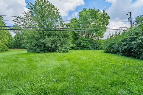 Exterior - 1440 Selma Rd, Springfield, OH 45505 photo 6 of 6