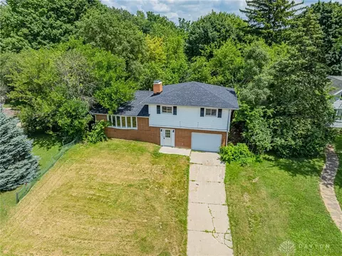 View/Area - 1440 Selma Rd, Springfield, OH 45505 photo 1 of 9