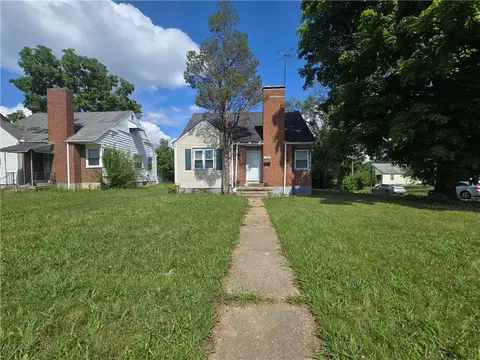 734 Elmhurst Rd, Dayton, OH 45417