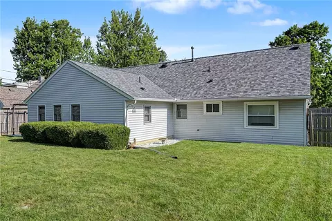 Exterior - 812 Kenosha Rd, Kettering, OH 45429 photo 12 of 14