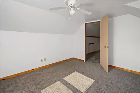 Bedroom - 812 Kenosha Rd, Kettering, OH 45429 photo 7 of 8