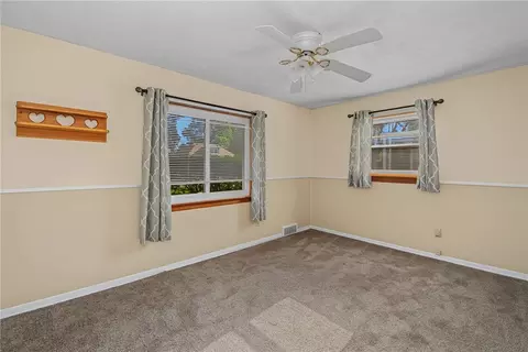 Bedroom - 812 Kenosha Rd, Kettering, OH 45429 photo 1 of 8