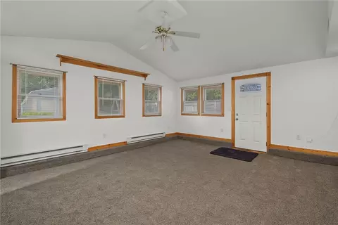 Living - 812 Kenosha Rd, Kettering, OH 45429 photo 2 of 10