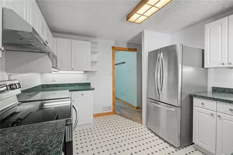 Kitchen - 812 Kenosha Rd, Kettering, OH 45429 photo 5 of 6