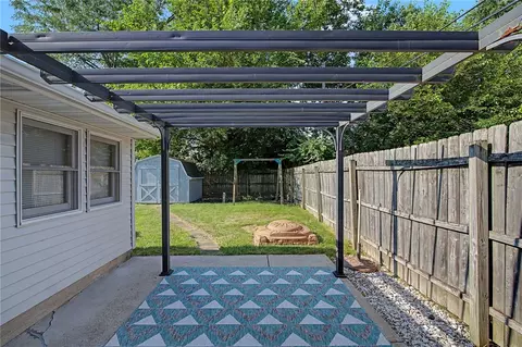 Exterior - 812 Kenosha Rd, Kettering, OH 45429 photo 7 of 14