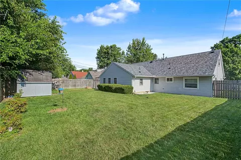 Exterior - 812 Kenosha Rd, Kettering, OH 45429 photo 11 of 14