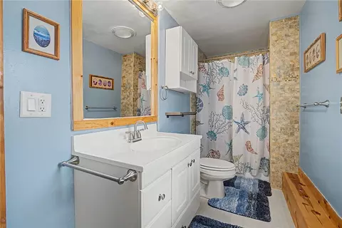 Bath - 812 Kenosha Rd, Kettering, OH 45429 photo 1 of 2