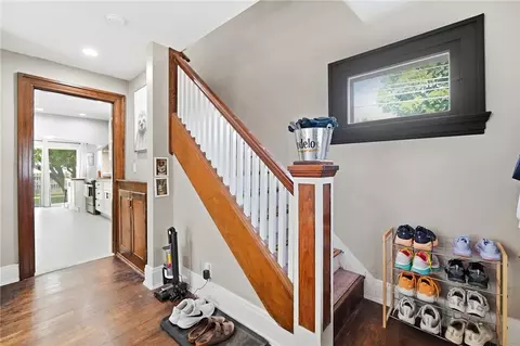 Entry Way - 1580 Springhill Ave, Kettering, OH 45409 photo 2 of 4