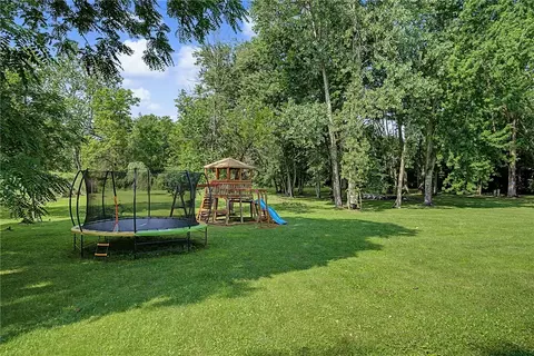 Exterior - 2373 Shrine Rd, Springfield, OH 45502 photo 8 of 22