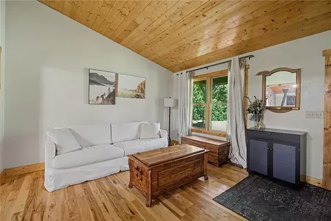 Living - 2373 Shrine Rd, Springfield, OH 45502 photo 1 of 4