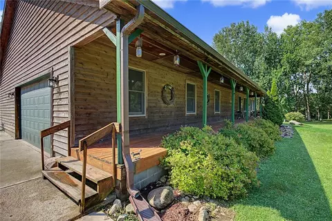 Exterior - 2373 Shrine Rd, Springfield, OH 45502 photo 4 of 22