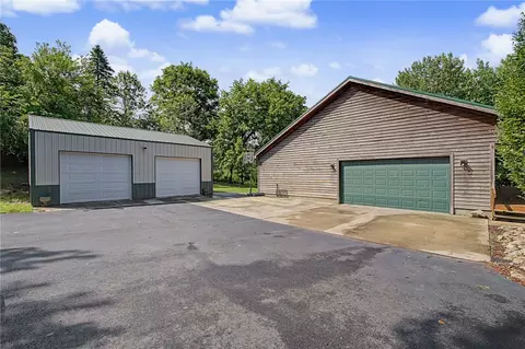 Exterior - 2373 Shrine Rd, Springfield, OH 45502 photo 19 of 22