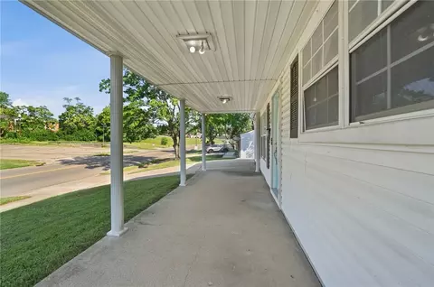 Exterior - 98 Millard Dr, Franklin, OH 45005 photo 5 of 14