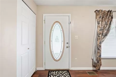 Entry Way - 98 Millard Dr, Franklin, OH 45005 photo 1 of 4