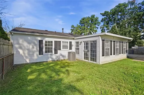 Exterior - 98 Millard Dr, Franklin, OH 45005 photo 10 of 14