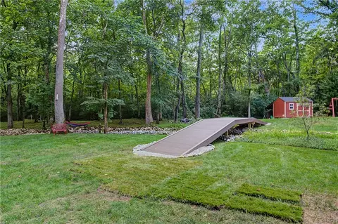 Exterior - 439 E Route 73 Dr, Springboro, OH 45066 photo 7 of 18