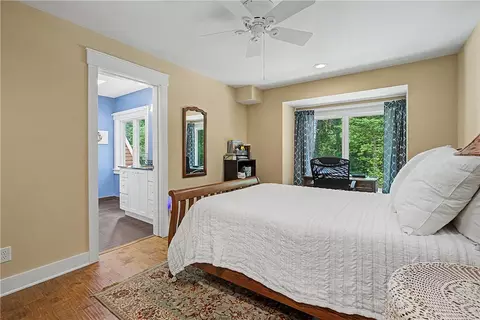Bedroom - 439 E Route 73 Dr, Springboro, OH 45066 photo 3 of 5