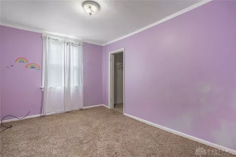 Bedroom - 555 E Madison Ave, Springfield, OH 45503 photo 4 of 5