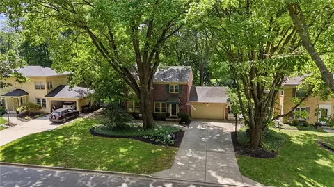 Exterior - 3401 Lenox Dr, Kettering, OH 45429 photo 2 of 23
