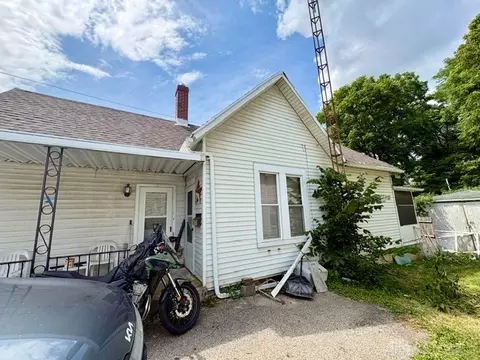 610 Rubsam St, Springfield, OH 45504 photo 2