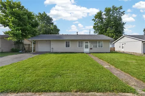 1629 Drake Dr, Xenia, OH 45385