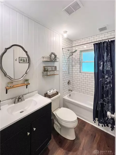 Bath - 3004 Blackhawk Rd, Kettering, OH 45420 photo 1 of 1