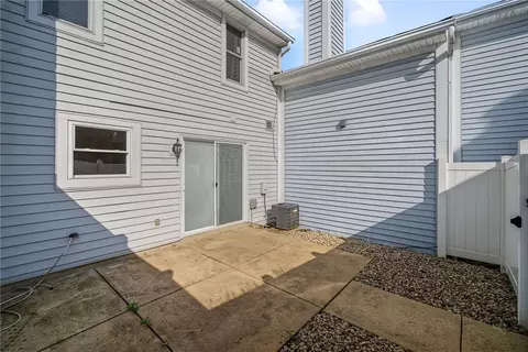 Exterior - 3139 Gracemore Ave, Kettering, OH 45420 photo 5 of 6