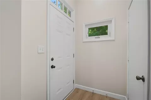 Entry Way - 3139 Gracemore Ave, Kettering, OH 45420 photo 1 of 1