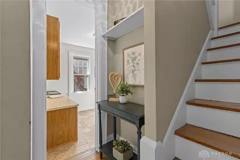Entry Way - 3841 Hyde Park Ave, Cincinnati, OH 45209 photo 1 of 1