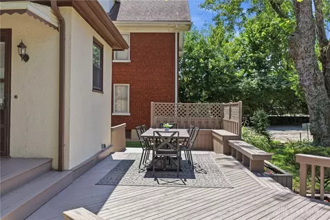 Exterior - 3841 Hyde Park Ave, Cincinnati, OH 45209 photo 6 of 10