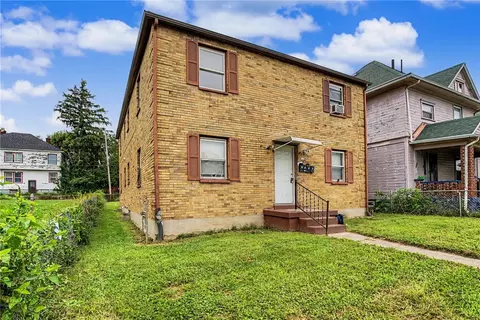 1225 Superior Ave, Dayton, OH 45402