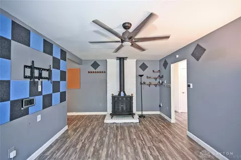 Living - 2908 Blackhawk Rd, Kettering, OH 45420 photo 2 of 5