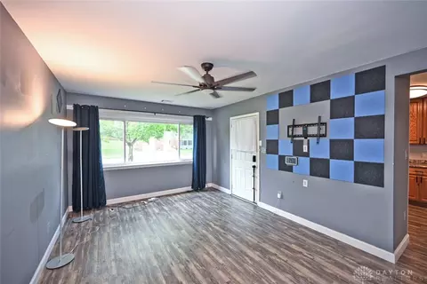 Living - 2908 Blackhawk Rd, Kettering, OH 45420 photo 4 of 5