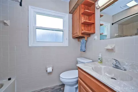 Bath - 2908 Blackhawk Rd, Kettering, OH 45420 photo 1 of 3