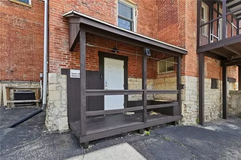 Exterior - 649 E High St, Springfield, OH 45505 photo 10 of 13