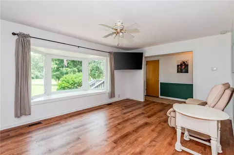 Living - 2341 Shrine Rd, Springfield, OH 45502 photo 1 of 5
