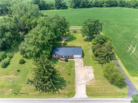 View/Area - 2341 Shrine Rd, Springfield, OH 45502 photo 1 of 13